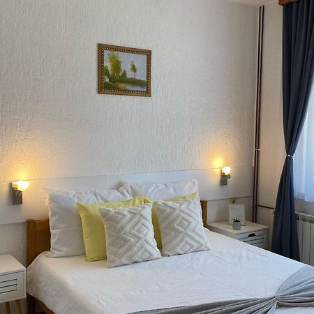 M&N Zafran Otel Grabovac  Dış mekan fotoğraf