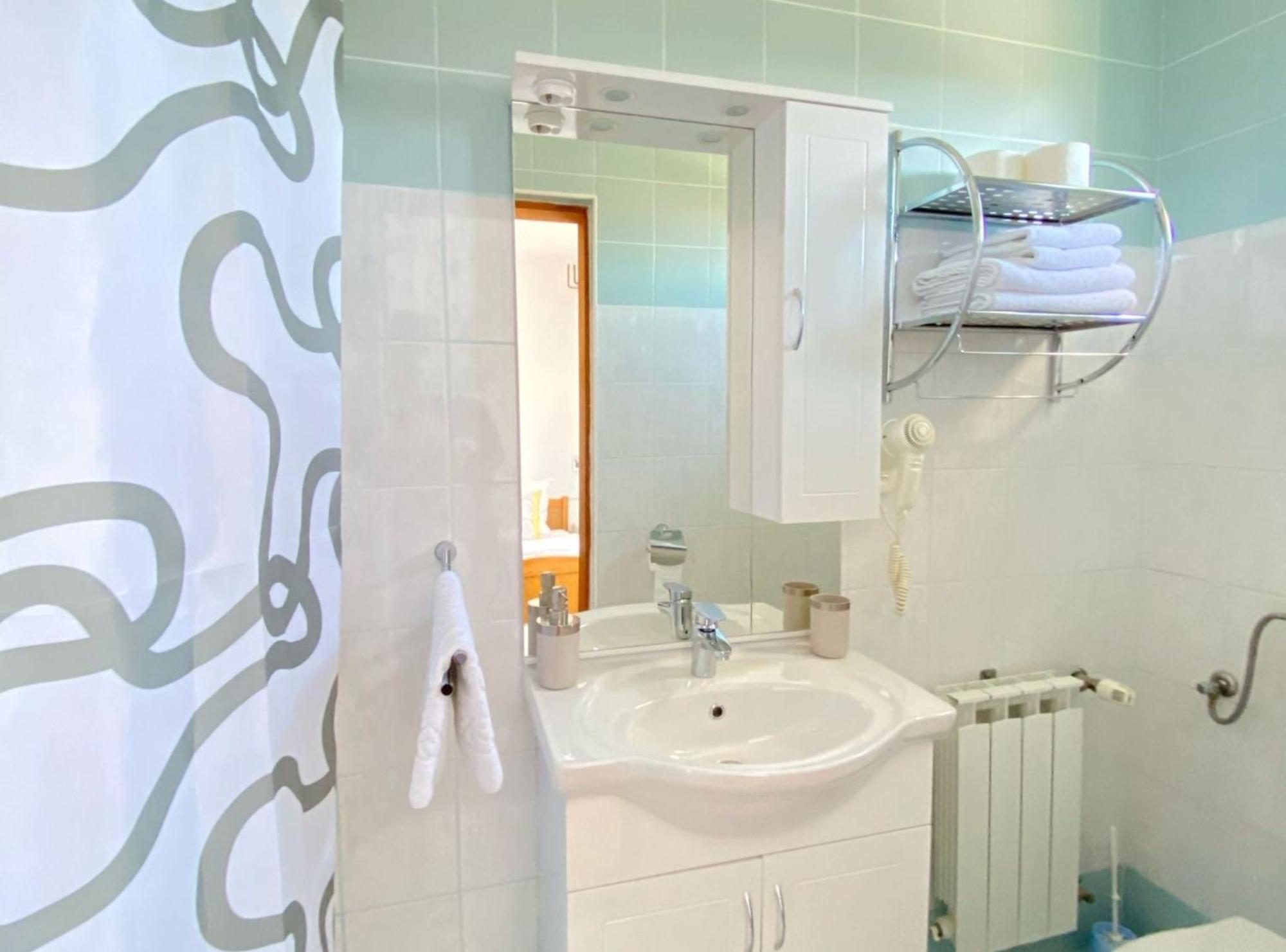 M&N Zafran Otel Grabovac  Dış mekan fotoğraf