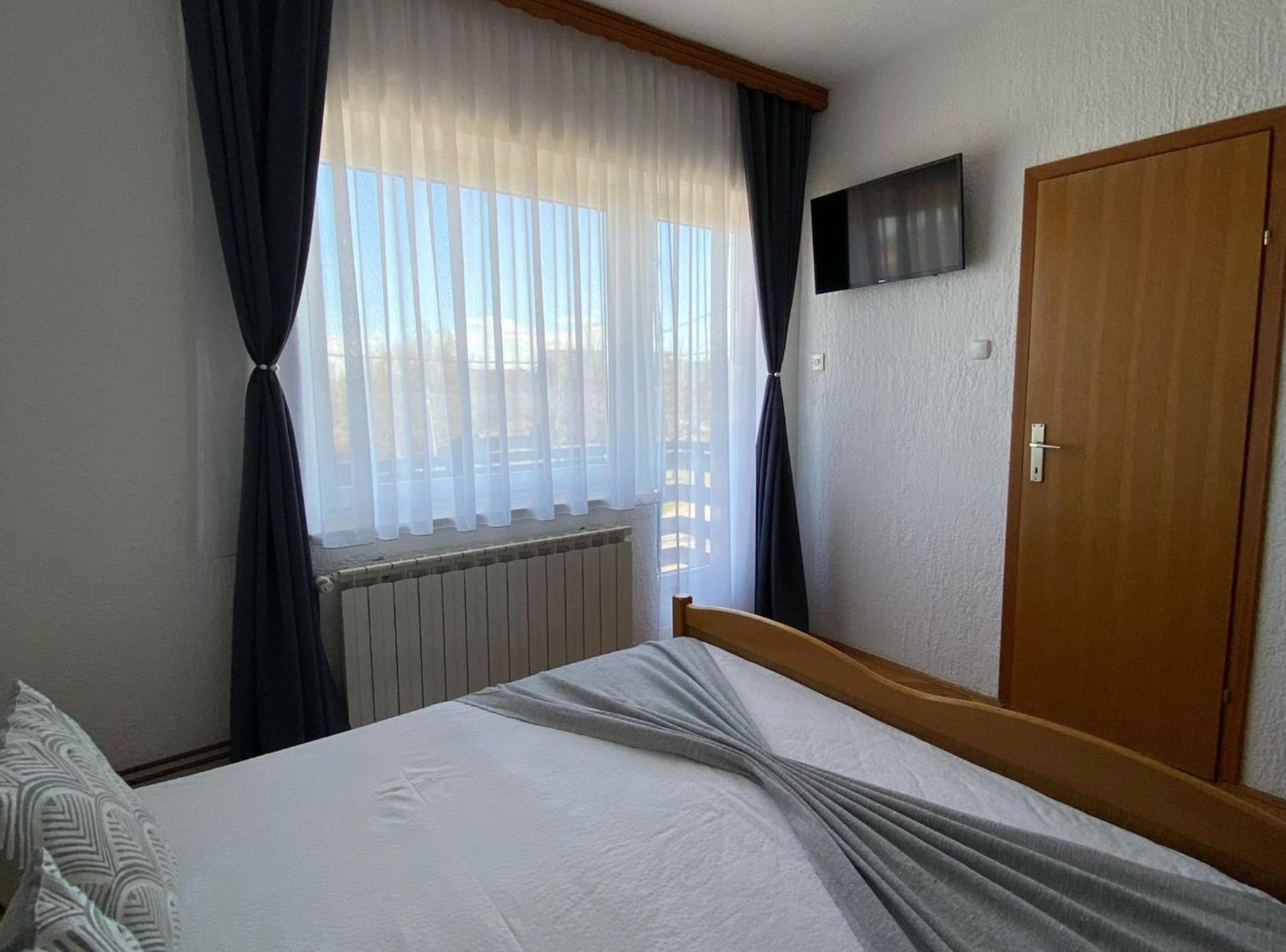 M&N Zafran Otel Grabovac  Dış mekan fotoğraf
