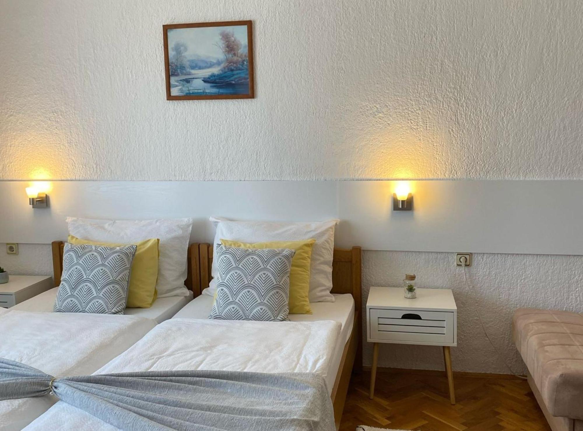 M&N Zafran Otel Grabovac  Dış mekan fotoğraf